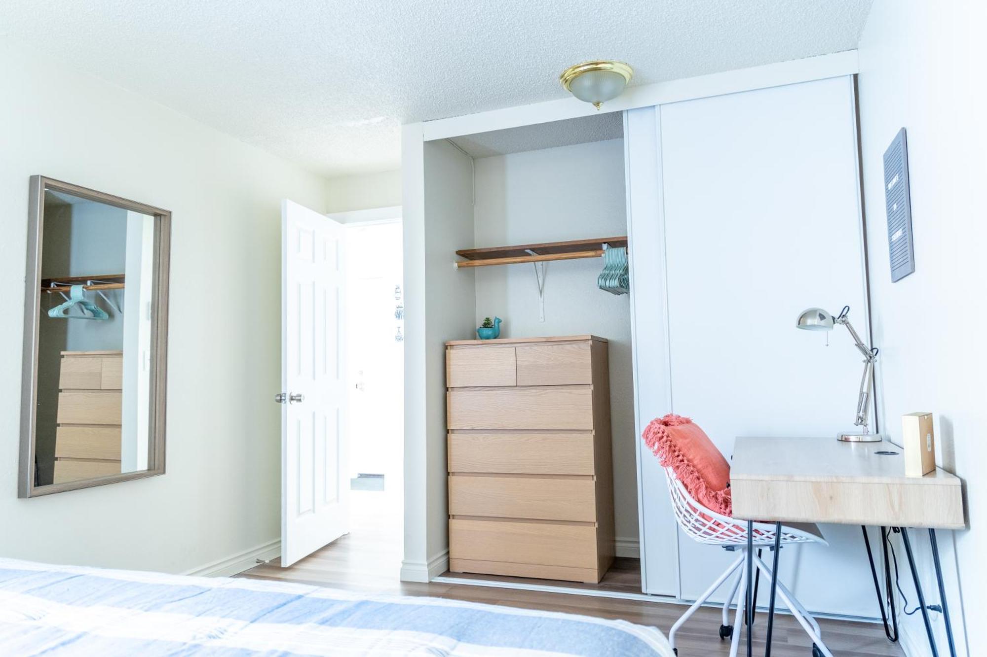 King Bed + Studio! Free Parking, Patio, Wfh Space! ซีแอตเทิล ภายนอก รูปภาพ